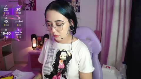 Snapshot of iriss_sky chatting on June 24, 5:50 am Iris online show from June 24, 5:50 am