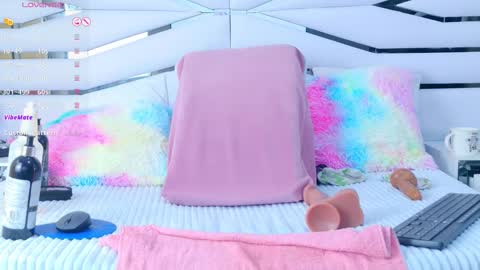 Iris online show from March 8, 2:30 pm