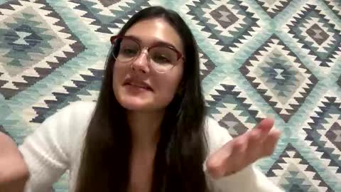 irisss31 online show from October 8, 7:11 pm