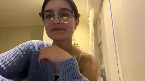 irisss31 online show from May 31, 6:20 pm