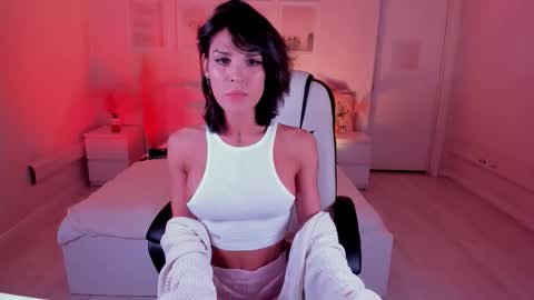  IRMA  FOLLOW ME  online show from September 19, 3:24 pm