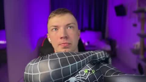 Snapshot of iron__chapman chatting on February 12, 7:42 pm Iron online show from February 12, 7:42 pm