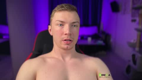 Snapshot of iron__chapman chatting on February 27, 11:49 pm Iron online show from February 27, 11:49 pm