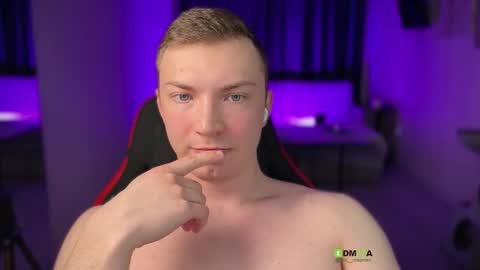 Snapshot of iron__chapman chatting on March 6, 9:11 pm Iron online show from March 6, 9:11 pm