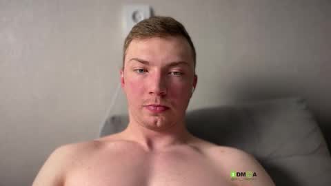 Snapshot of iron__chapman chatting on March 9, 10:14 pm Iron online show from March 9, 10:14 pm