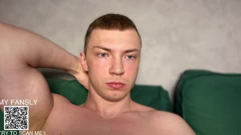 Snapshot of iron__chapman chatting on May 23, 10:58 pm Iron online show from May 23, 10:58 pm