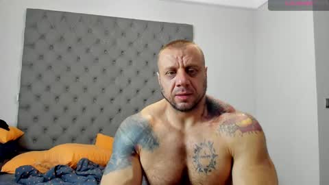 Snapshot of ironhulk22 chatting on March 14, 8:31 am ironhulk22 online show from March 14, 8:31 am