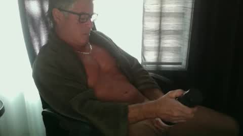 ironout007 online show from November 7, 7:03 pm