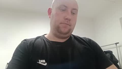 Mark online show from February 10, 9:52 pm