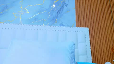 Sandy  online show from October 22, 12:27 pm