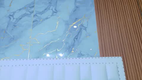 Sandy  online show from November 10, 12:15 pm