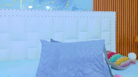 Sandy  online show from November 21, 12:48 pm