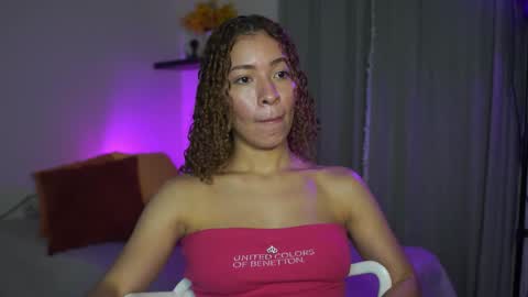 isa_____ online show from September 23, 2:03 am