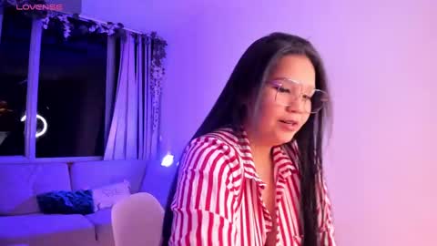 isa  rose online show from October 2, 9:49 am