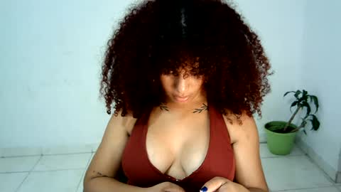 isa_bellaxx23 online show from June 12, 1:59 am