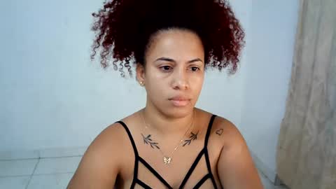 isa_bellaxx23 online show from July 14, 2:05 am