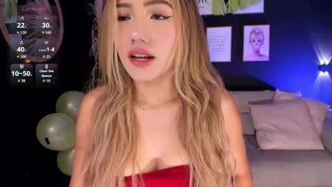 Snapshot of isa_cortes_ chatting on March 18, 1:36 pm Isa Cortes online show from March 18, 1:36 pm