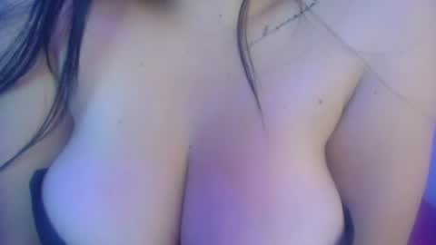 Snapshot of isa_crazy chatting on July 7, 7:23 am Rachel online show from July 7, 7:23 am