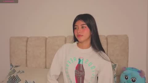 Snapshot of isa_dolly chatting on March 20, 12:59 am Isa Dolly online show from March 20, 12:59 am