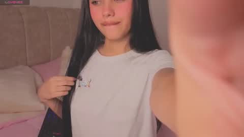 Snapshot of isa_dolly chatting on June 11, 11:03 pm Isa Dolly online show from June 11, 11:03 pm