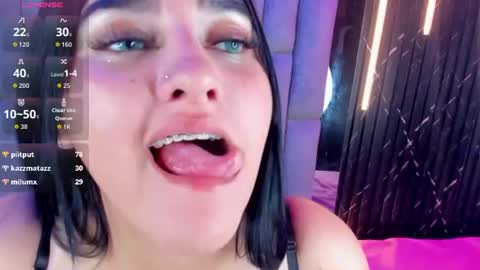 Isa Gonzalez  online show from July 3, 7:37 am