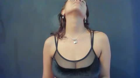 Isabella online show from January 9, 2:07 pm