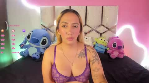 Snapshot of isa_klein chatting on July 17, 6:42 am isa_klein online show from July 17, 6:42 am