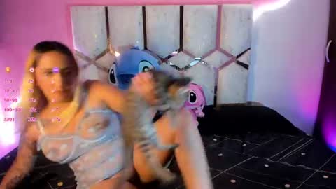 Snapshot of isa_klein chatting on July 31, 2:00 am isa_klein online show from July 31, 2:00 am