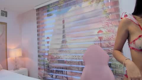    online show from September 23, 11:24 am