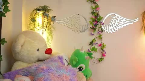 Isabella        online show from October 18, 6:08 pm