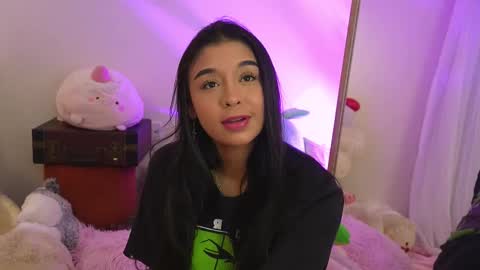 Isabella        online show from November 26, 10:33 pm