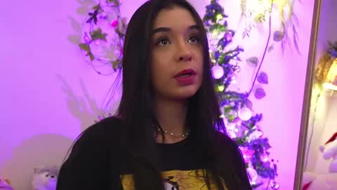 Isabella        online show from December 14, 10:58 pm