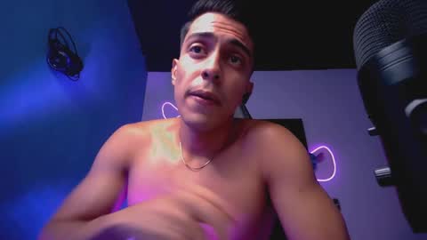 isaac279 online show from December 24, 2:43 am