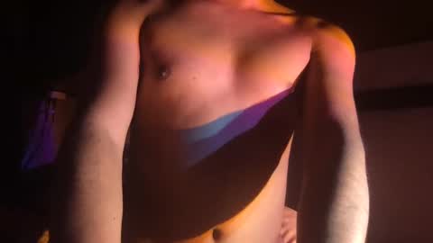 Snapshot of isaac_akamu chatting on February 10, 1:11 pm isaac_akamu online show from February 10, 1:11 pm