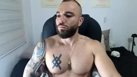 Isaac carter online show from November 14, 11:09 am