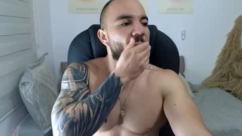 Isaac carter online show from November 22, 10:47 am