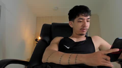 isaac_cryston online show from December 22, 8:06 pm