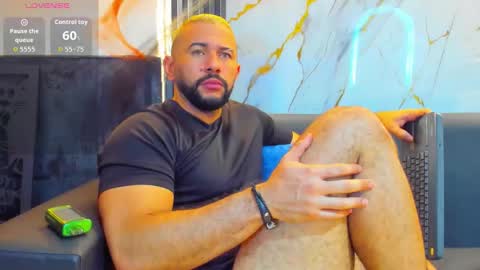 Snapshot of isaac_franko chatting on October 29, 12:24 am isaac_franko online show from October 29, 12:24 am