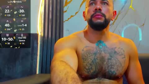 Snapshot of isaac_franko chatting on November 11, 11:05 pm isaac_franko online show from November 11, 11:05 pm