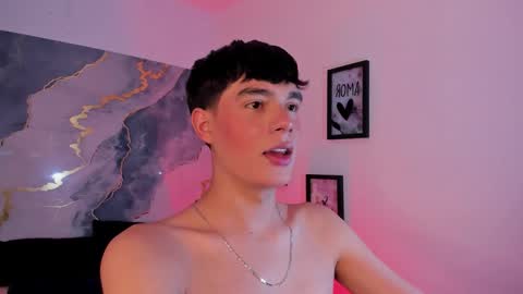 Snapshot of isaac_kurtt chatting on November 27, 7:49 pm Isaac Kurtt online show from November 27, 7:49 pm