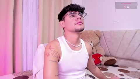 Isaac Saenz. online show from February 13, 4:25 pm