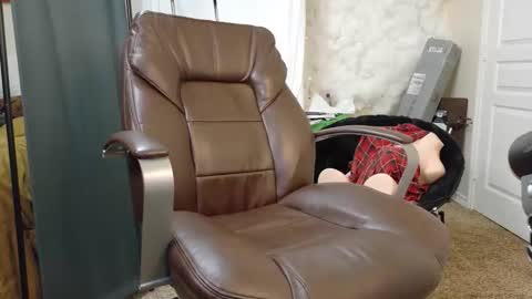 isaac online show from October 20, 2:12 am