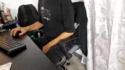 Isaac online show from September 30, 1:54 am