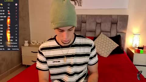 isaacblaze  online show from June 4, 3:56 am