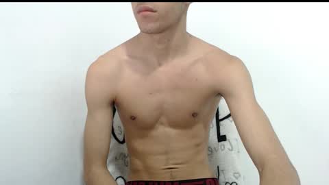 isaac online show from March 25, 7:58 am