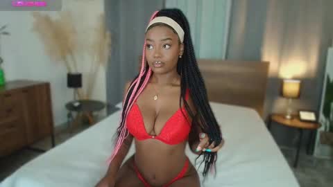 Snapshot of isaacoleman chatting on September 28, 8:47 pm Isaa Coleman online show from September 28, 8:47 pm