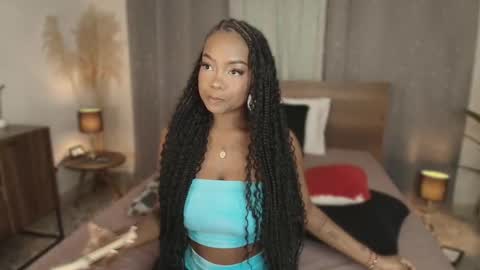 Snapshot of isaacoleman chatting on November 3, 1:23 pm Isaa Coleman online show from November 3, 1:23 pm