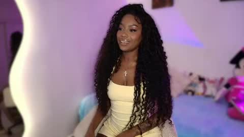 Isaa Coleman online show from June 22, 4:20 am