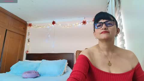 Isabeel Sofia online show from May 31, 6:09 pm