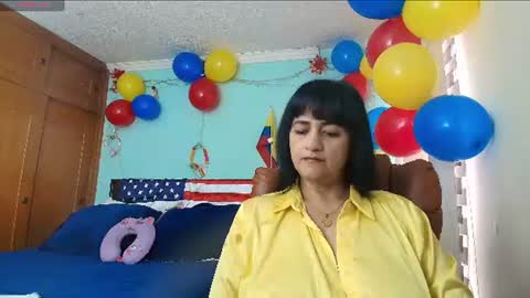 Isabeel Sofia online show from June 18, 4:55 pm